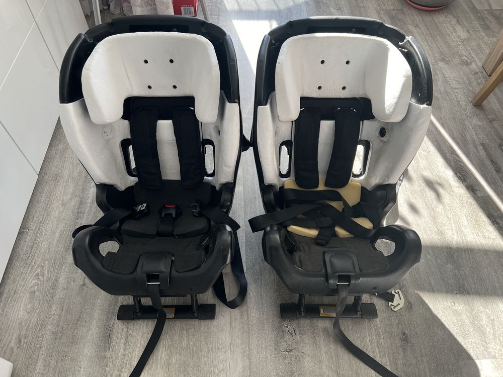 Fotelik Axkid Minikid (RWF, 9-25kg)