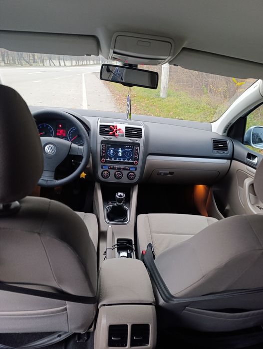 Volkswagen Golf 5 1.4 tsi