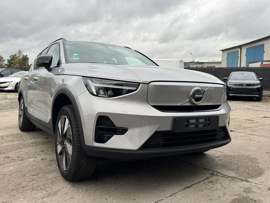 Volvo XC 40 2024r. 69 kWh  Kamera Europa 23% brutto