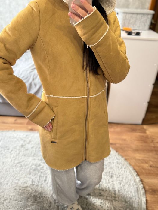 Осіння  замшева куртка
