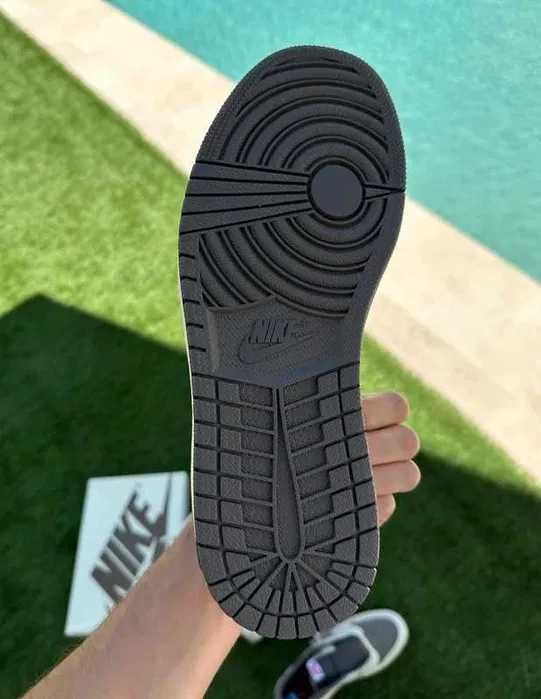 Jordan1RetroLowOGSP Travis Scott Reverse Mocha Rozmiar R.43