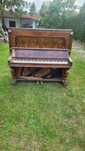 Pianino antyczne
