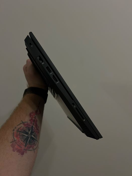 Топовий ігровий ноутбук HP OMEN D15