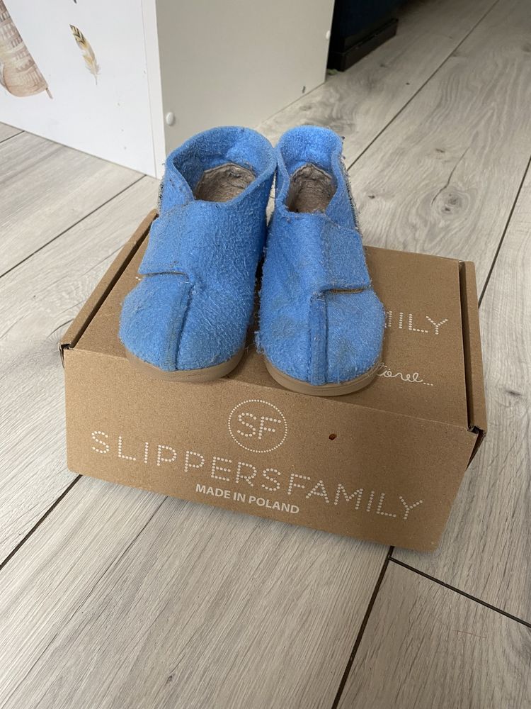 Kapcie Slippers Family rozm. 25