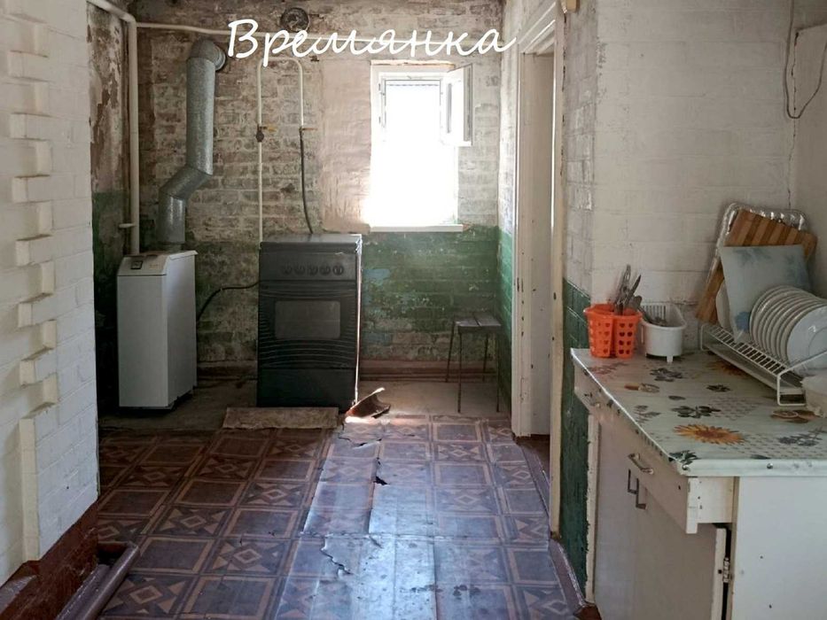 Газифицированные полдома и жилая времянка в Коммунарском районе