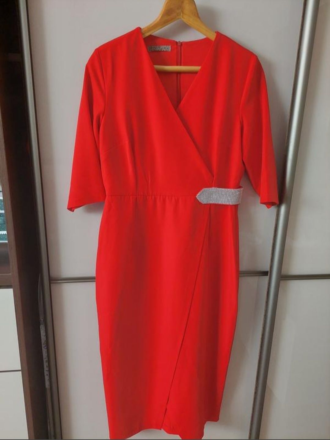Червоне плаття 44 розміру (укр. 52)