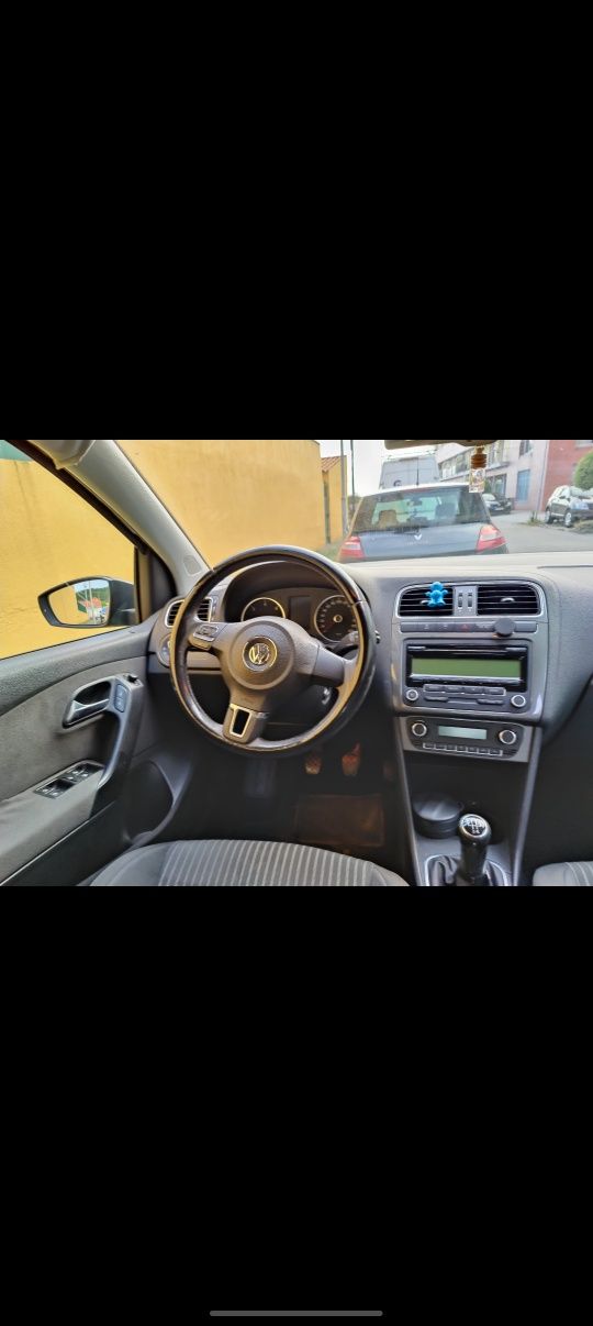 Vendo VW Polo 1.6 TDI Confortline