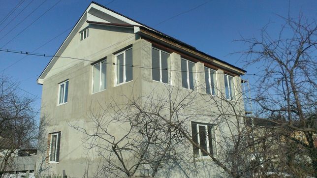 Продам будинок смт Володарка