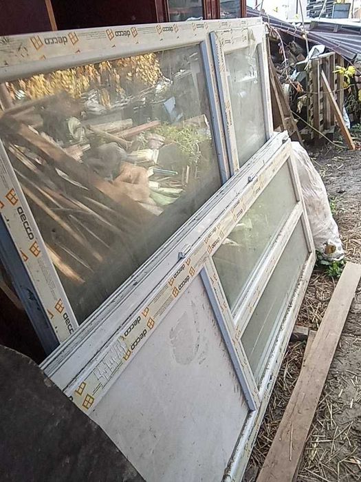 Металопластикові Вхідні Двері + Вікно Decco