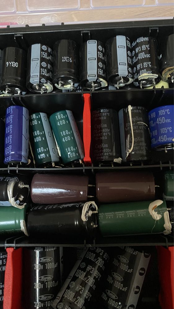 Kondensatory elektrolityczne kondensator elektrolityczny