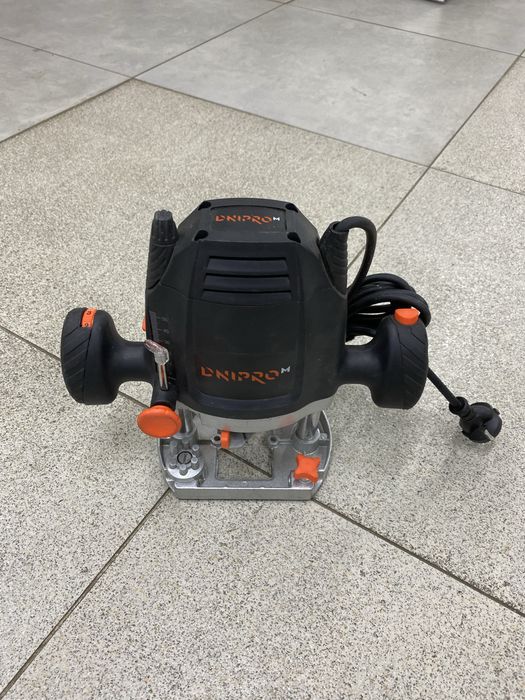 Фрезер dnipro m er-148s