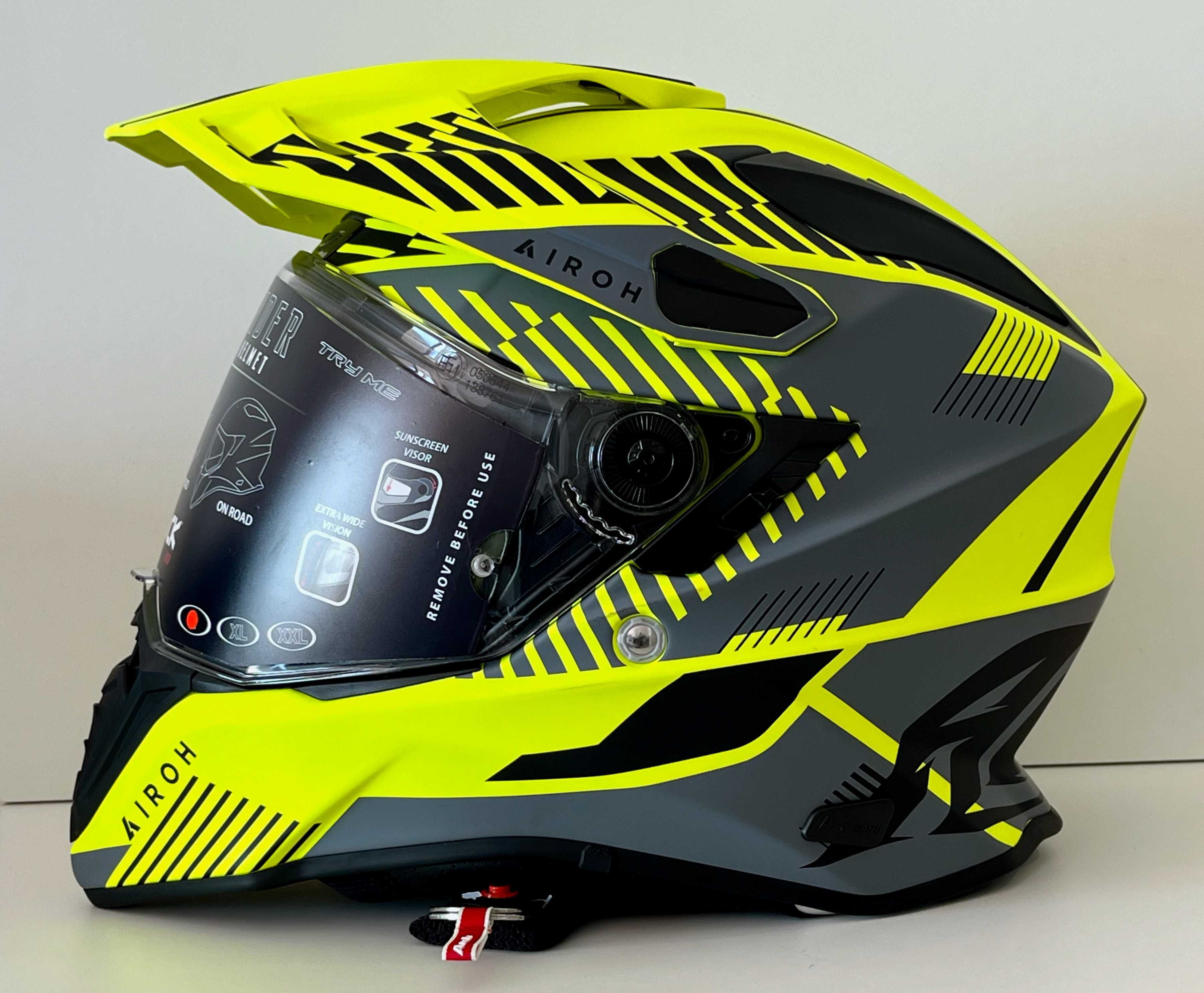 Capacete Airoh Commander Matt.Carbon/Kev.NOVO (50% DESCONTO) Tam S