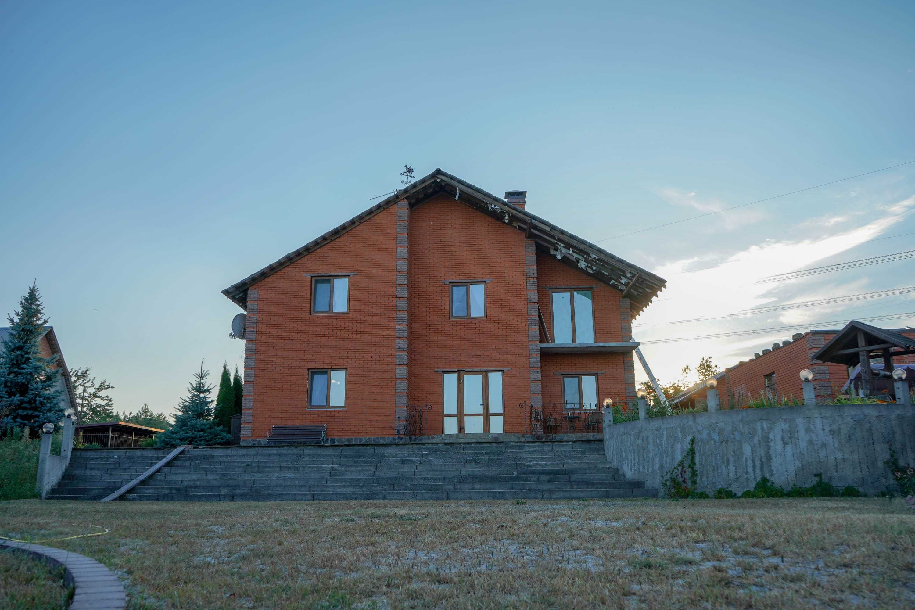 Продам загородний дом в Бородянском районе