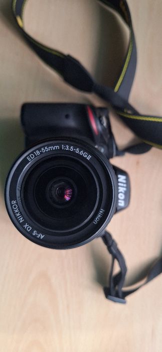 Nikon d 3200 como nova