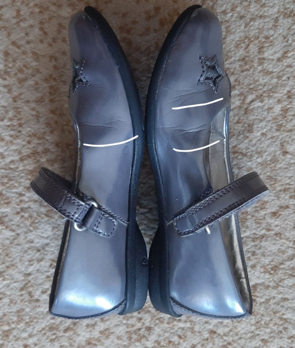 Buty dziewczęce eleganckie/lakierki 27,5 Clarks