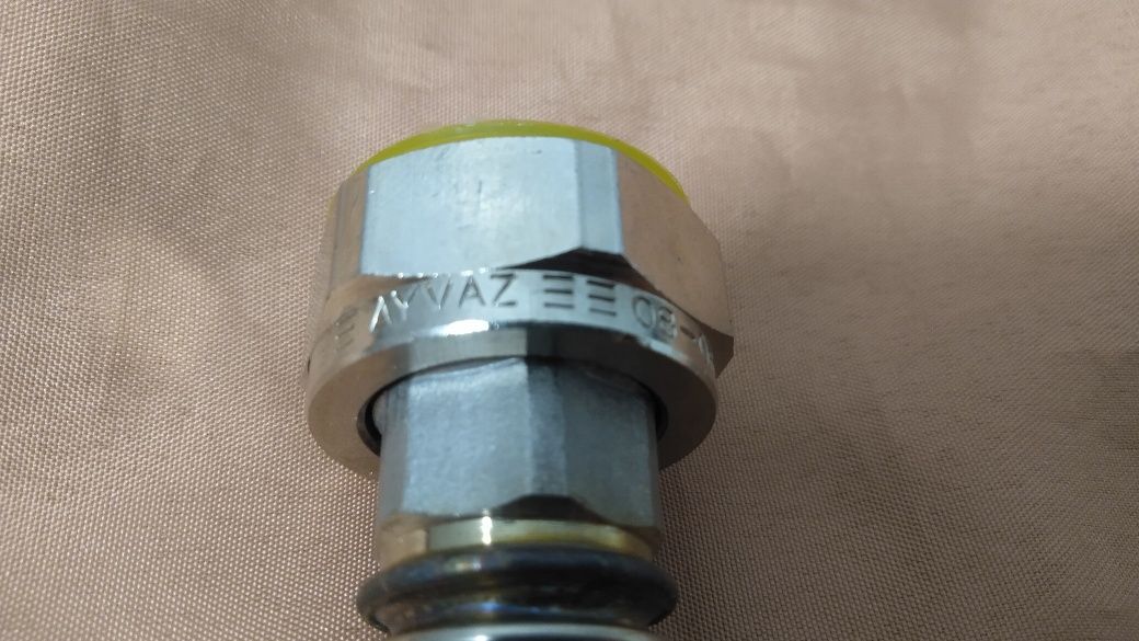 Газовый шланг Ayvaz gazflex 3/4"x3/4" нержавеющая сталь 40 см