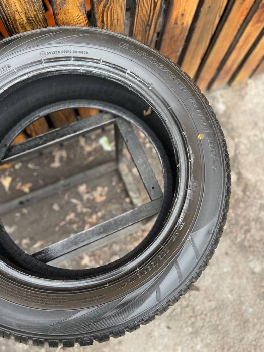 Шини б/у 235/55 r18 зимові стан нових 22 рік