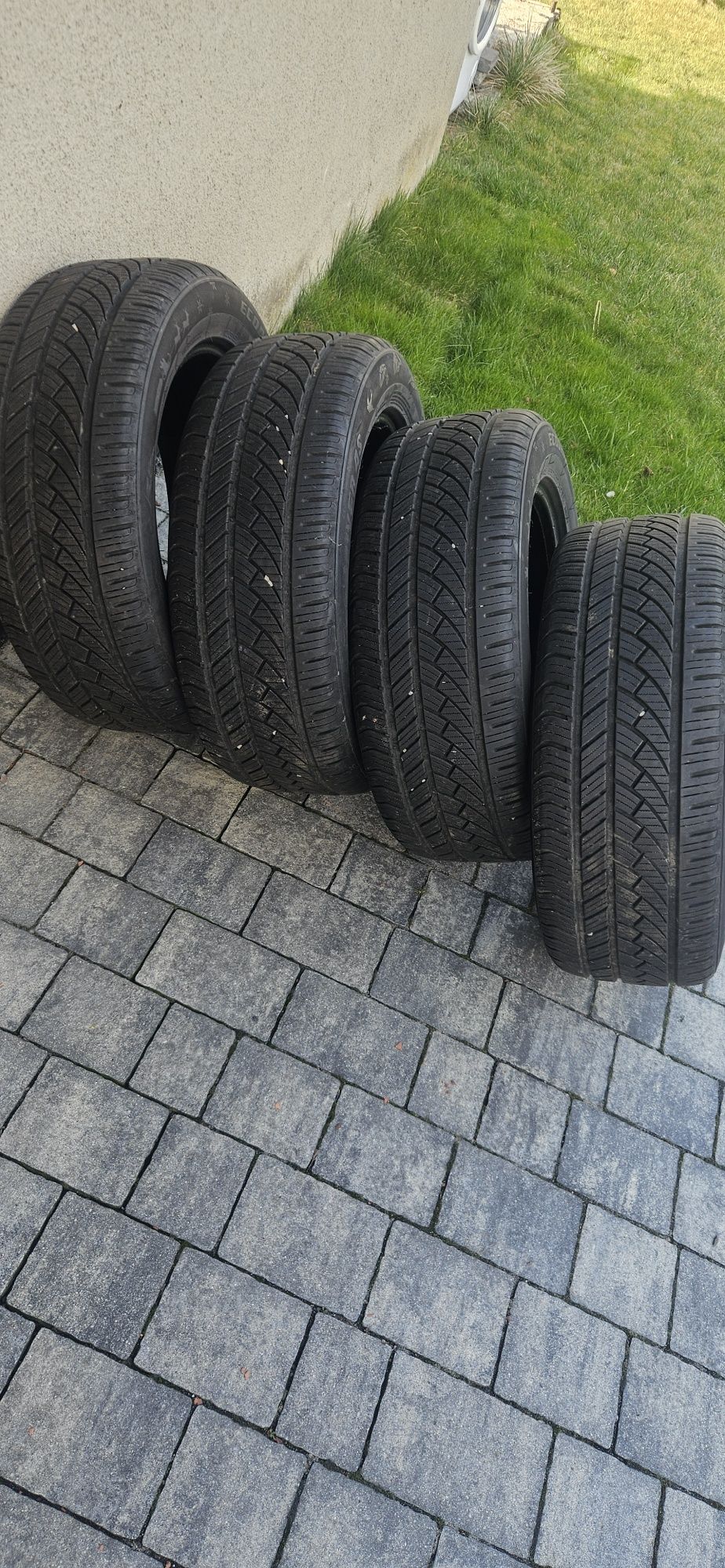 Imperial Ecodriver 4s 235/55/ZR17 103w XL"