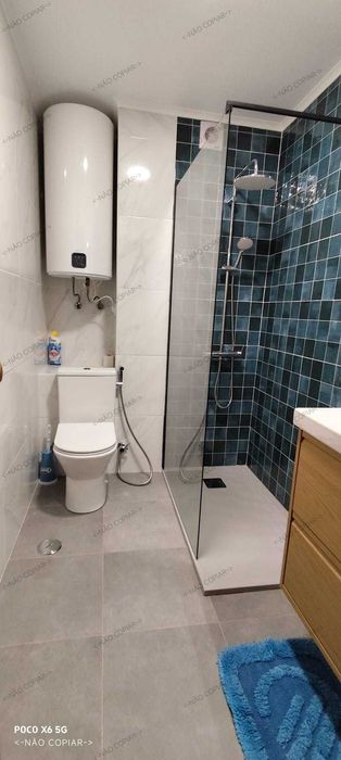 Arrenda-se T2 com sala