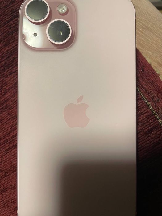 Продам Iphone 15 256g