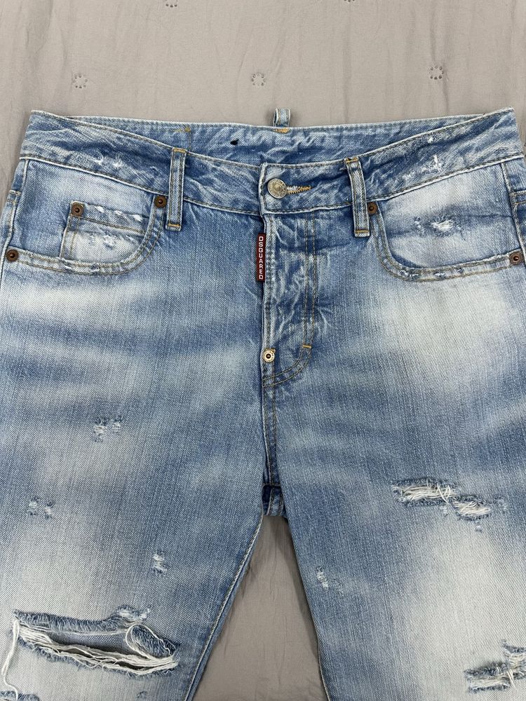 Женские джинсы Dsquared