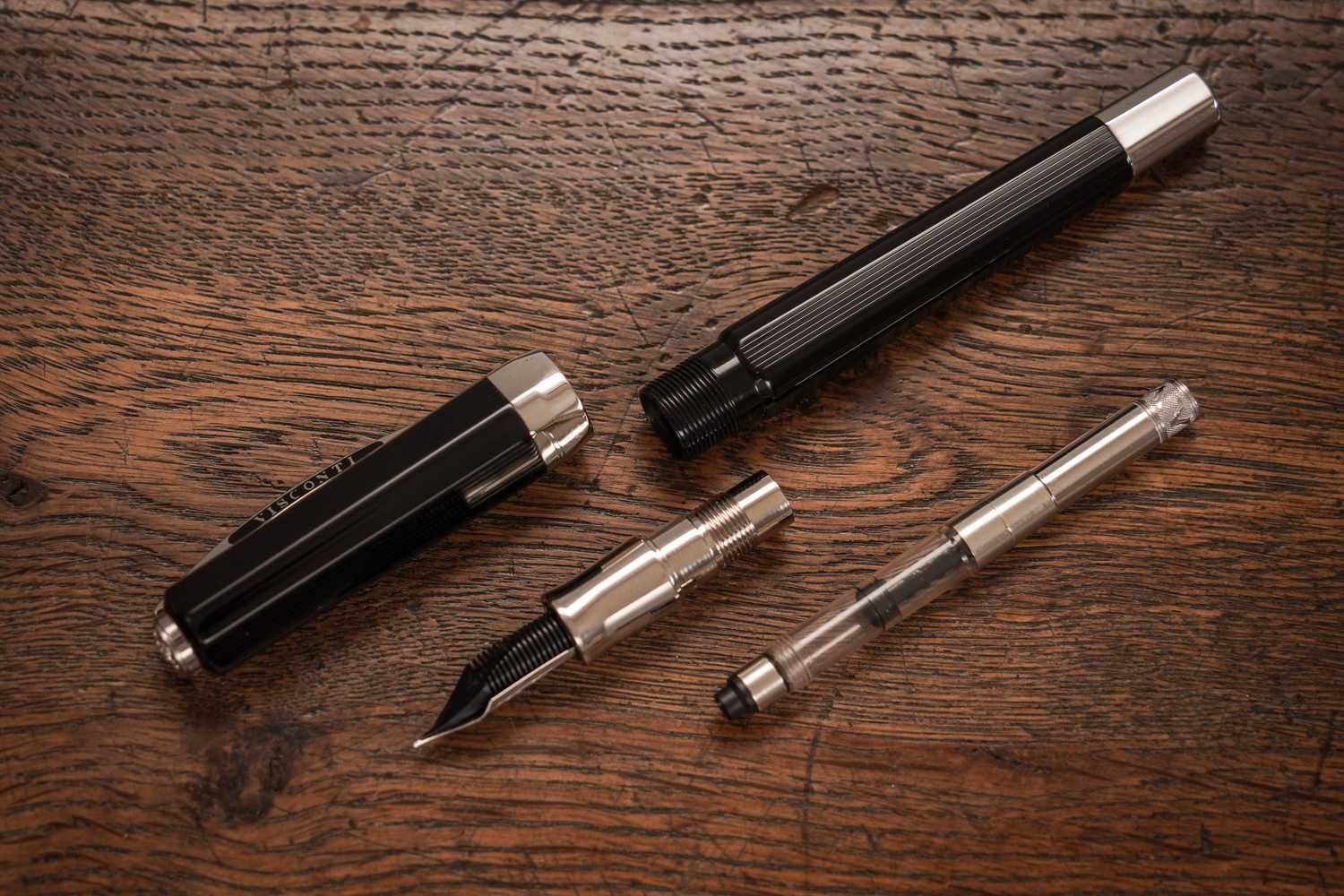 Vintage Visconti Opera Platinum Black Fluted 'M' Pióro wieczne