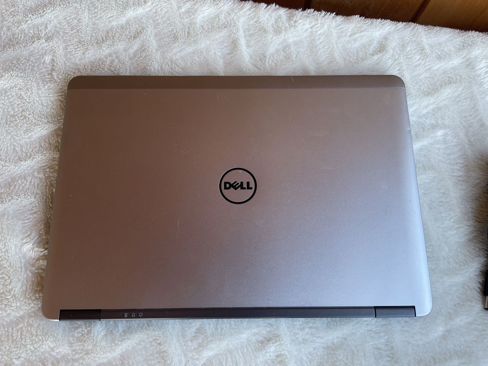 Laptop Dell latitude E7440 i7 8gb ramu uszkodzny