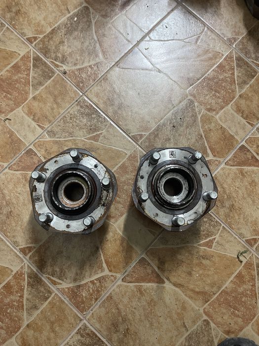 Ступиця Tesla Model 3 18-21