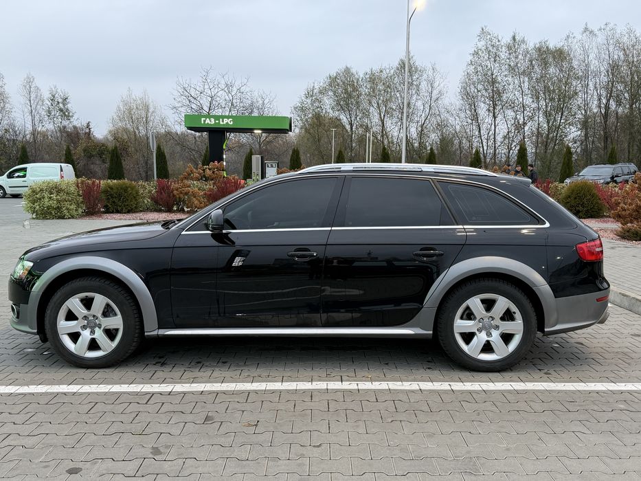 Audi A4 Allroad 2013