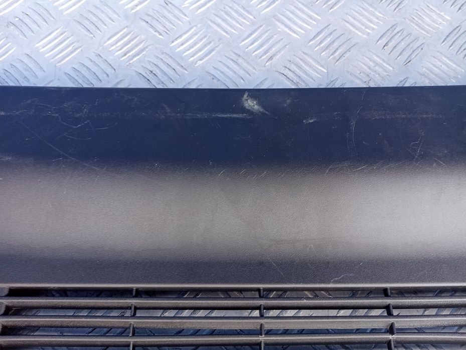 Накладка декоративна під капот Ford Mustang Mach-E Premium Розборка