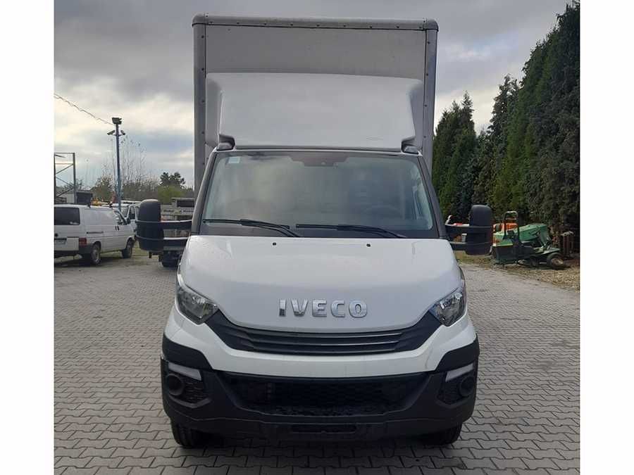 Iveco Daily 70C18 samochód dostawczy kontener