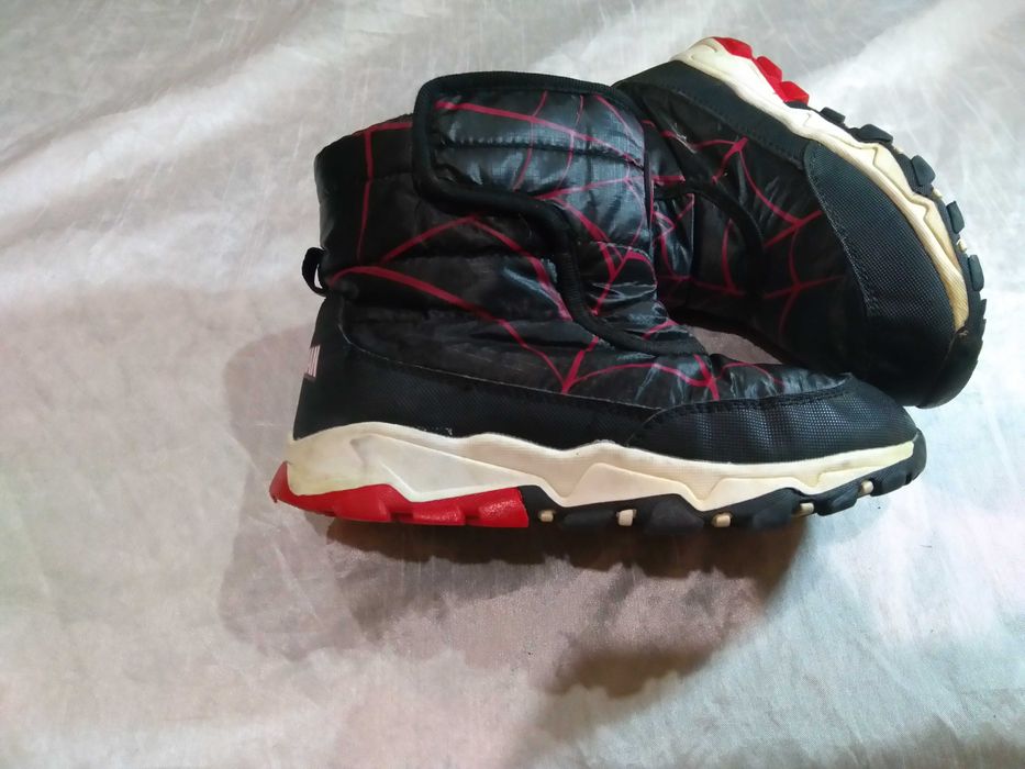 Зимние ботинки на мальчика,Marvel