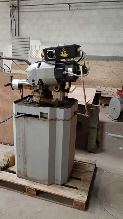 Máquina cortar ferro