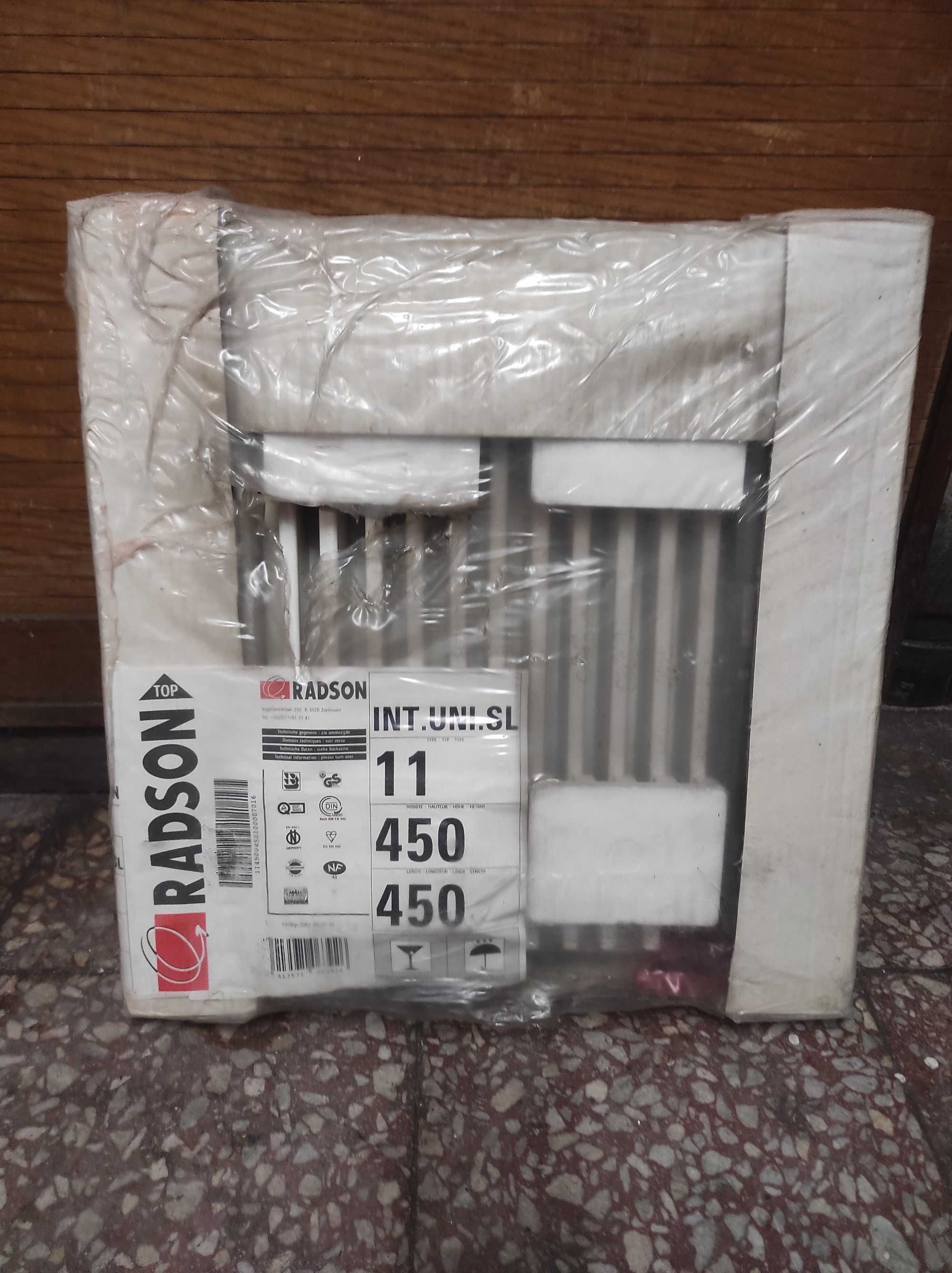 Grzejnik Radson 450x450