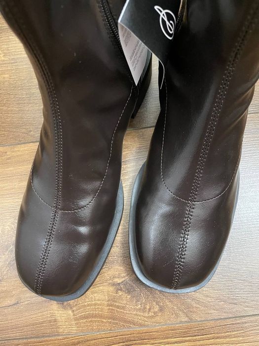 Черевики Stradivarius