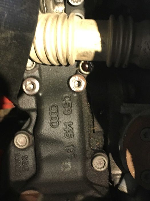 AUDI A4 B7 A5 A6 silnik kompletny 2,7TDI CGK CGKA