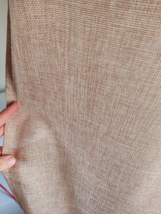 Dois Cortinados Bege