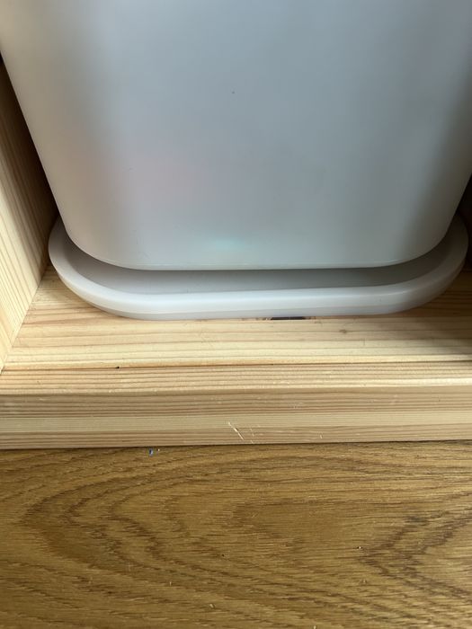 Drewniany regał Trofast schodki