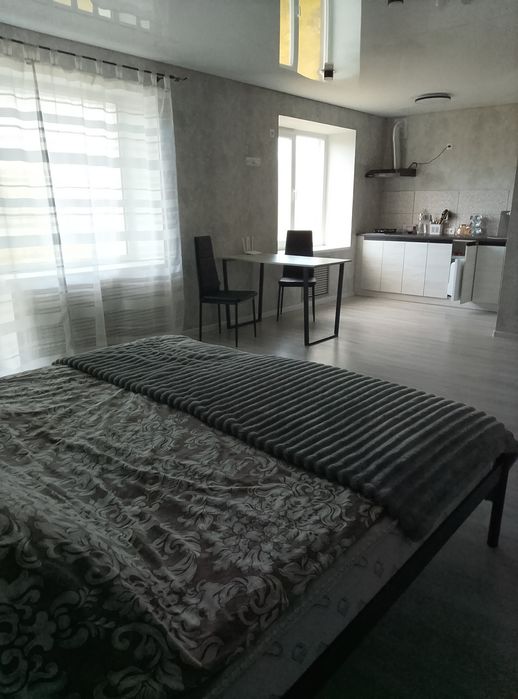 1-кімн.сучасна студія 129 кв.  від 1 місяця