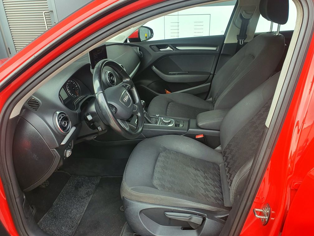 Audi A3 SPORTBACK ULTRA 1.6TDI 110 cv "LOOK RS3"
