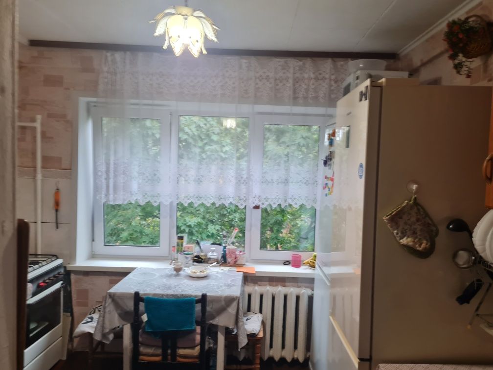 Продаж кімнати з ремонтом,балконом| М.Київ,вул.Миропільська 31