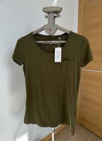 Зеленая футболка (хаки) женская. Размер L