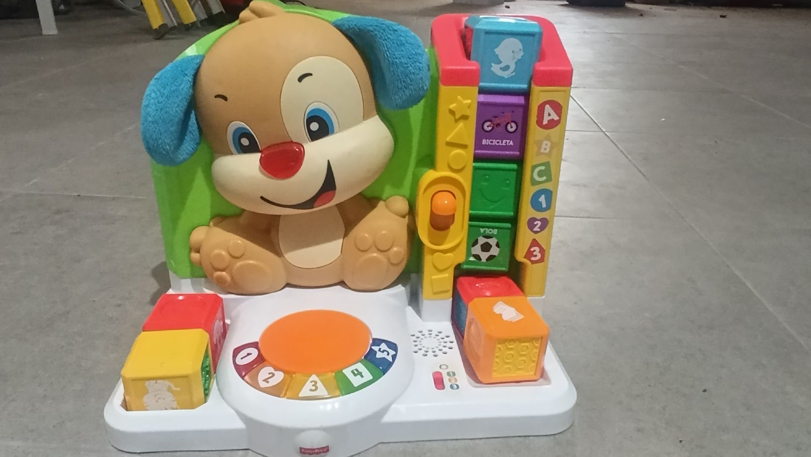 O Cãozinho Primeiras Palavras