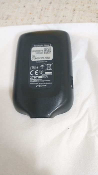 показано рідер (сканер) системи безперервного моні
На зображенні показ