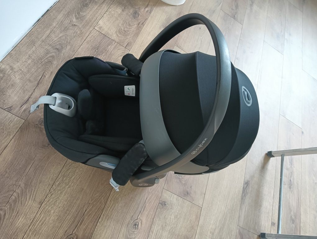 Cybex Cloud Z i-size  z bazą 360