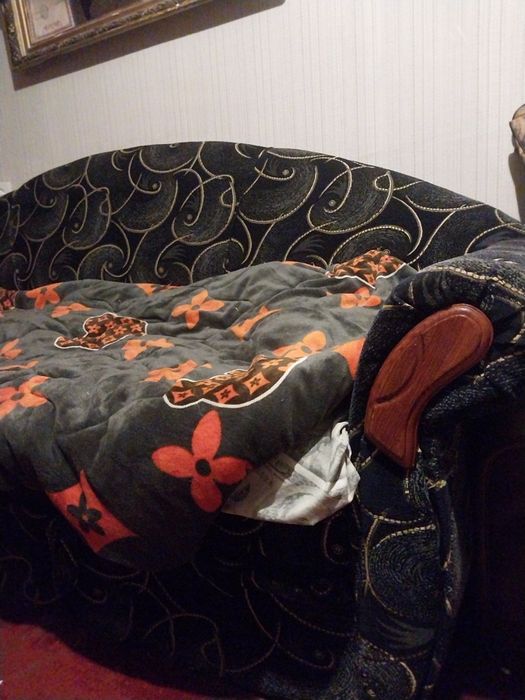 Диван кровать с ящиком для белья