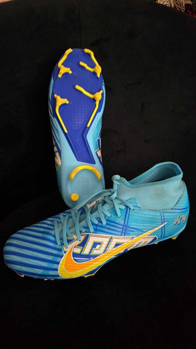 Chuteiras nr 42 como novas