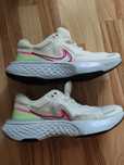 Кросівки Nike ZOOMX INVINCIBLE (28,5см)
