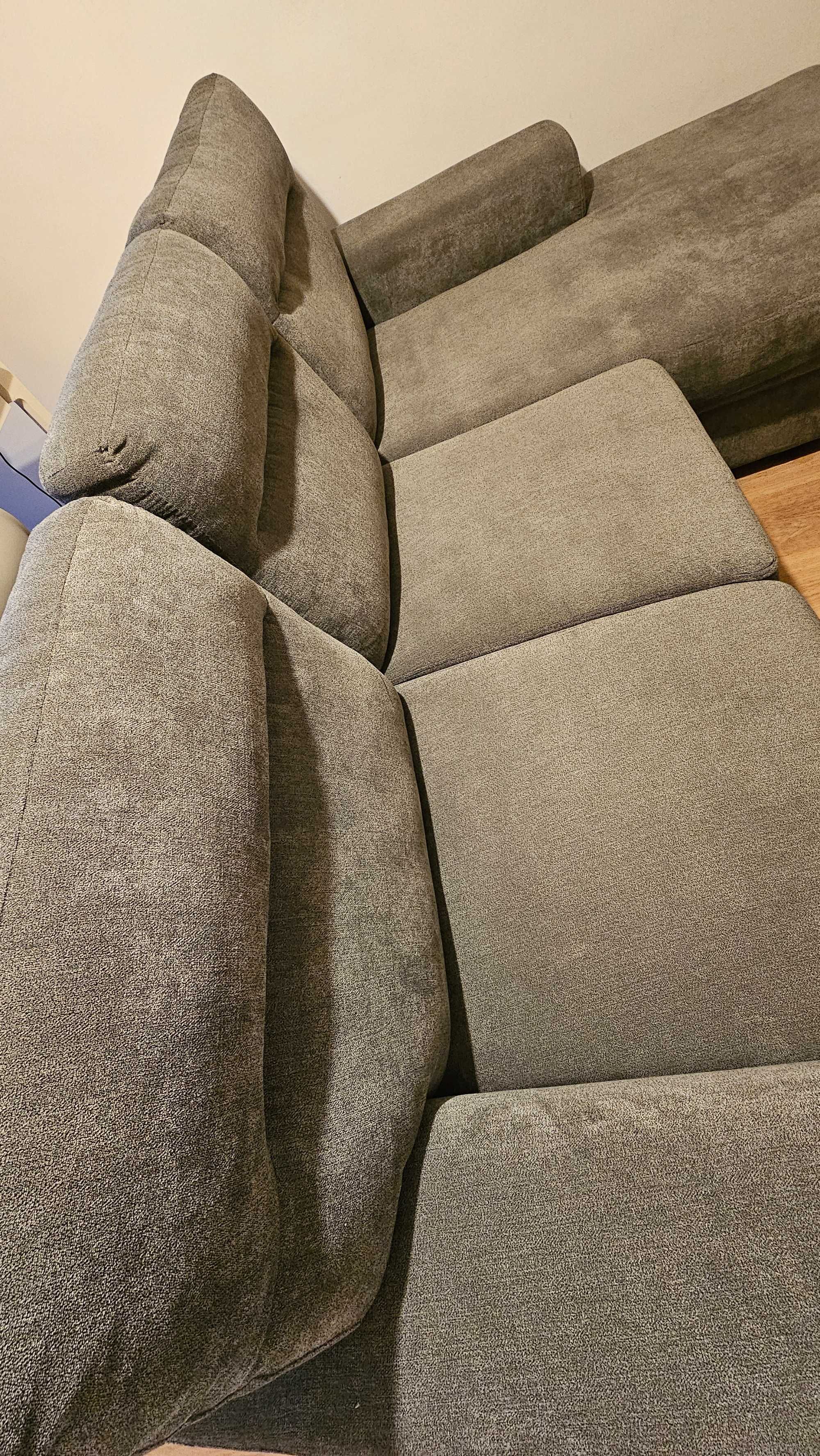 Sofá cama com chaise longue