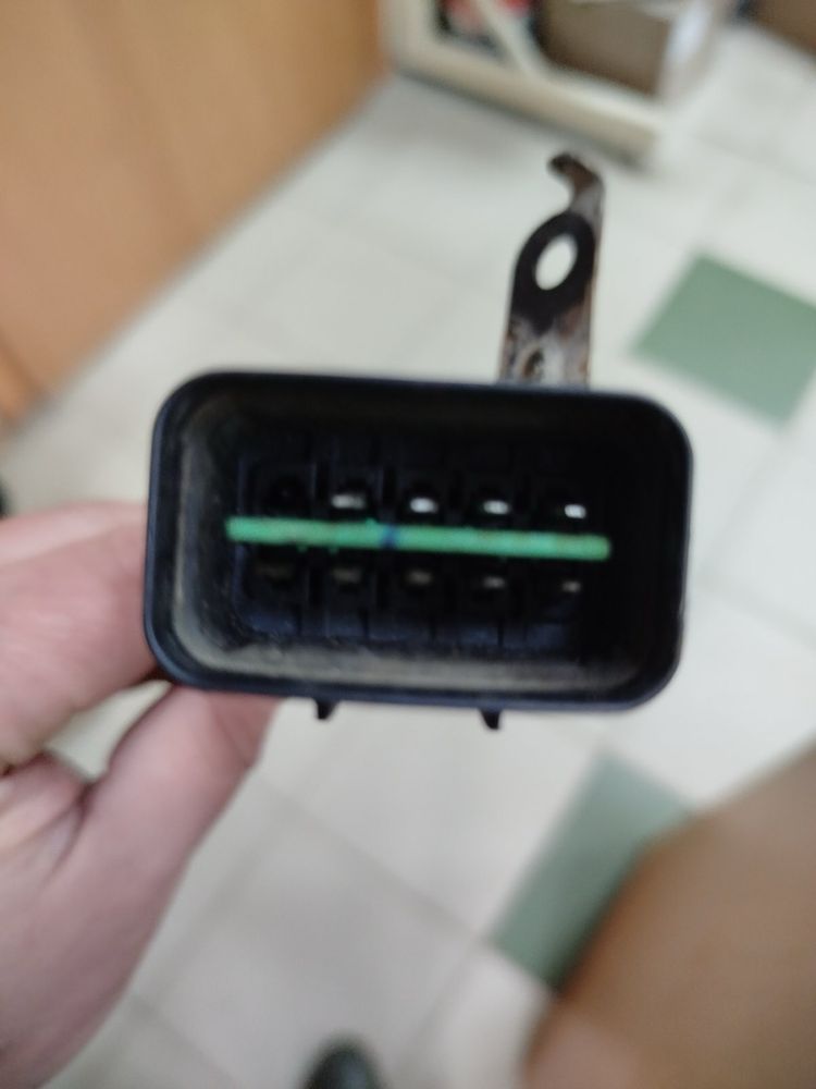 Датчик редуктора акпп mitshubishi i miev(8604A017)
